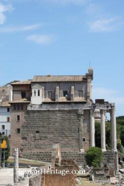 Temple of Antonino y Faustina Templo