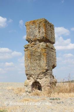 Arahal Mausoleum Mausoleo