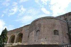 Basilica Constantinus Constantino -Maiencius Majencio-