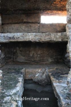 Necropolis other otros