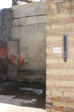Sacellum by the Hall of the Augustales (23)