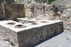 Thermopolium at the Cardo III inferiore (38)