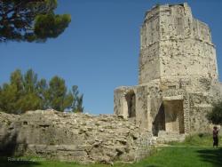 Magna Tower of Nmes Tour Magne