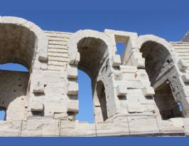 Arles Amphitheater (64) (Copiar)