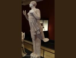 Getty Villa Malibú seat poet and sirens Greek Taras, South Italy 350 - 300 B.C (6)
