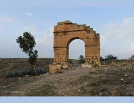 Arch of Trajan Kasserine Cillium (14) (Copiar)