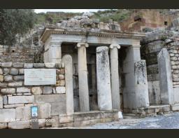 Turkey Turquia Ephesus Hellenistic Fountain.JPG