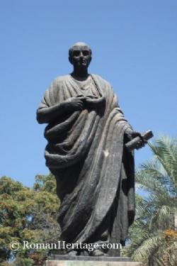 Cordoba estatua de Seneca