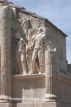 Mausoleos
