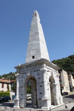 France Vienne Pyramid Circus