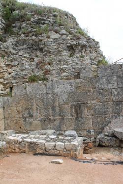 2 Roman Walls Low Empire